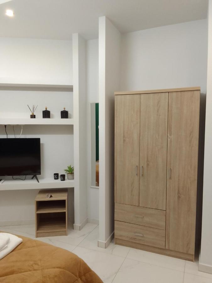 Domus Apartment - City Center Veria  Esterno foto