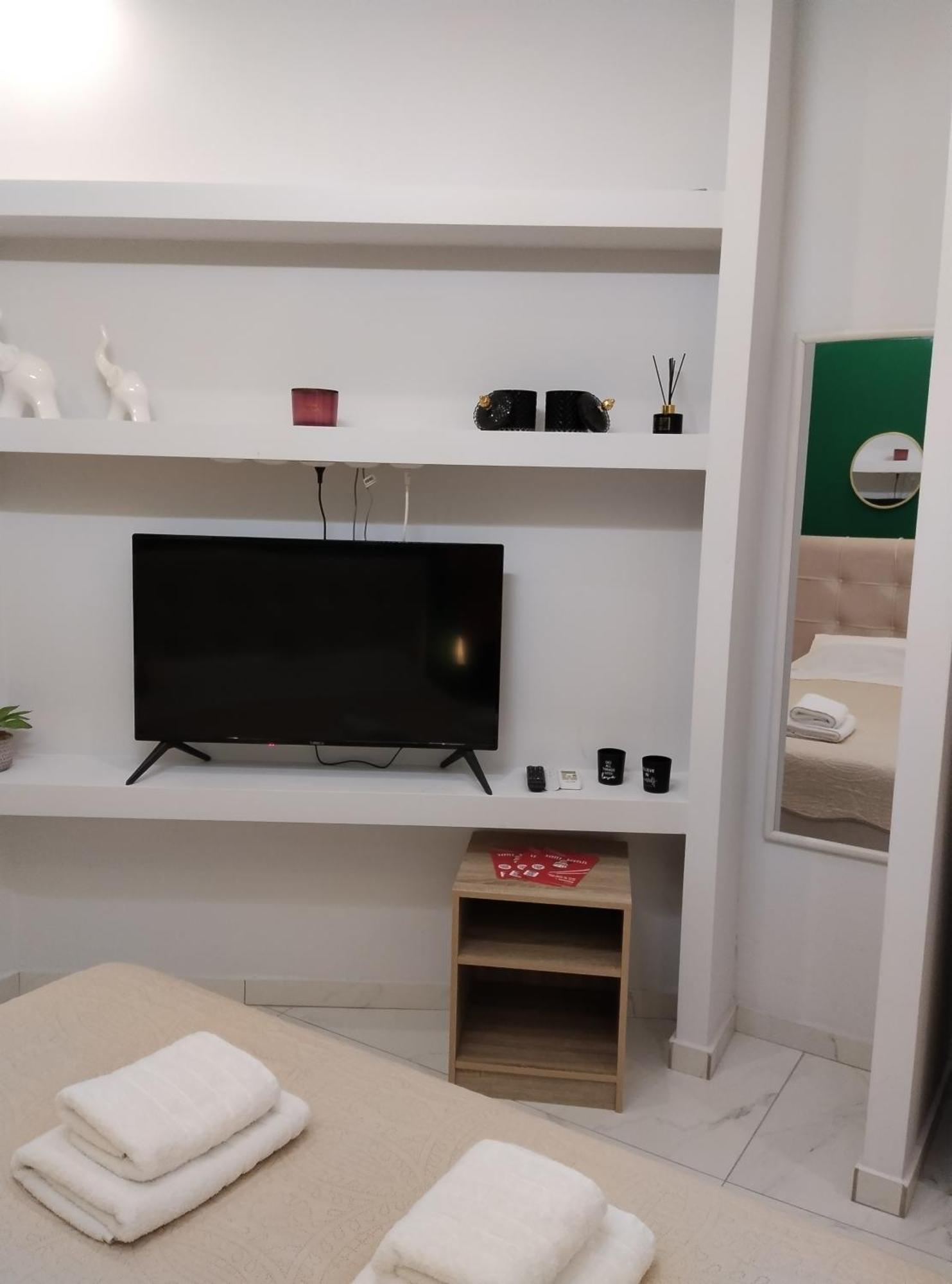 Domus Apartment - City Center Veria  Esterno foto